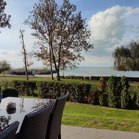 Panorama Gold Wellness Apartman Siófok Exterior foto